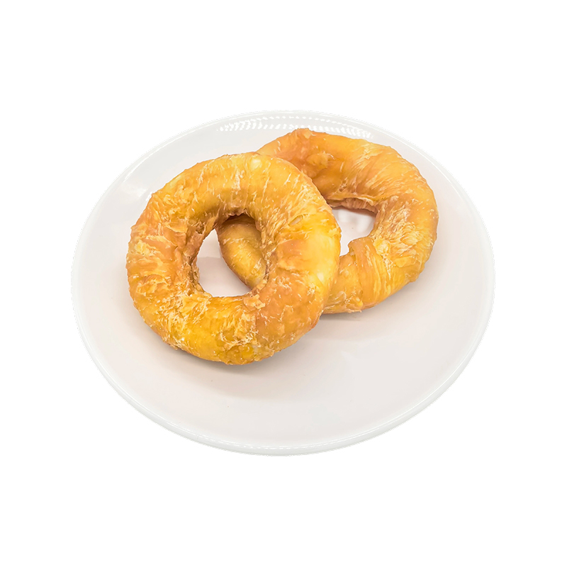 NP010 2–2,5 Zoll großer, mit Hühnern umwickelter Kausnack aus Rohleder-Ring für Hunde